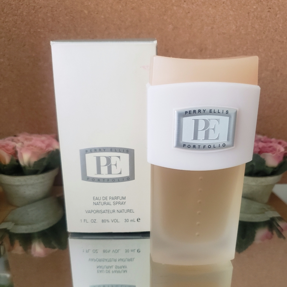 Vtg Perry Ellis Portfolio 1 Oz 30ml Eau De Parfum Spray for Women